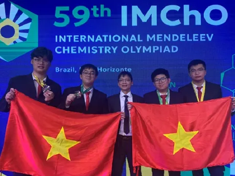 4 học sinh Việt Nam xuất sắc giành huy chương Kỳ thi Olympic Hóa học Quốc tế Mendeleev lần thứ 59