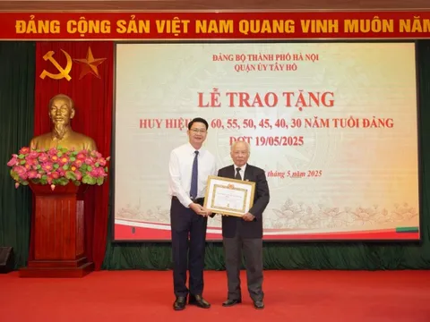 Giữ lửa theo gương Bác: Dấu ấn 10 năm thực hiện Chỉ thị 05 tại Phú Thượng