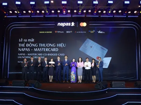 Chính thức ra mắt Thẻ đồng thương hiệu đầu tiên giữa NAPAS, Mastercard và 6 ngân hàng Việt
