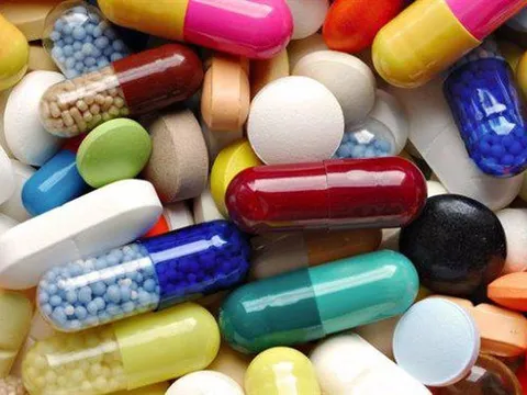 Sản xuất và buôn bán thuốc giả, khung hình phạt cao nhất là gì?