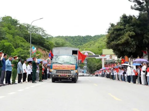 Nghệ An đón 76 hài cốt liệt sĩ quân tình nguyện, chuyên gia Việt Nam hy sinh tại Lào
