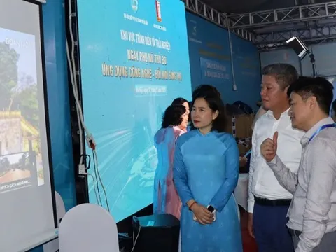 Khai mạc Ngày Phụ nữ Thủ đô ứng dụng công nghệ và đổi mới sáng tạo năm 2025