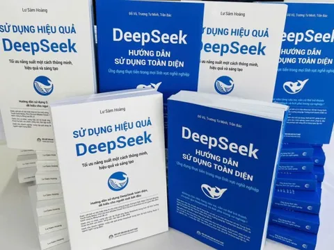 Ra mắt bộ sách về DeepSeek: Đưa trí tuệ nhân tạo đến gần hơn với cộng đồng