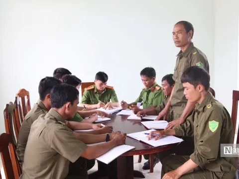 Người mang ánh sáng pháp luật đến từng mái nhà giữa đại ngàn