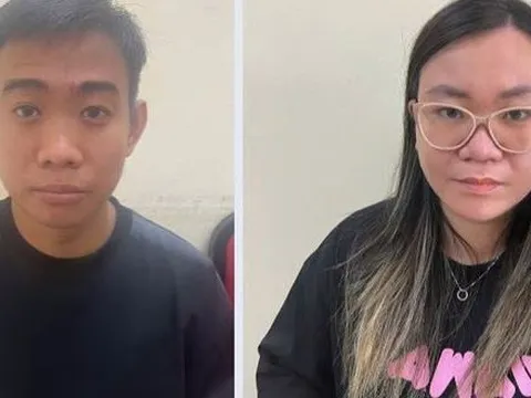 Hà Nội: Bắt đôi vợ chồng chuyên "móc cốp" xe máy trộm tài sản