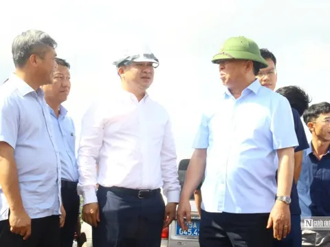 Dự án cao tốc Biên Hòa – Vũng Tàu: Bộ trưởng Bộ Xây dựng yêu cầu thay nhà thầu chậm tiến độ