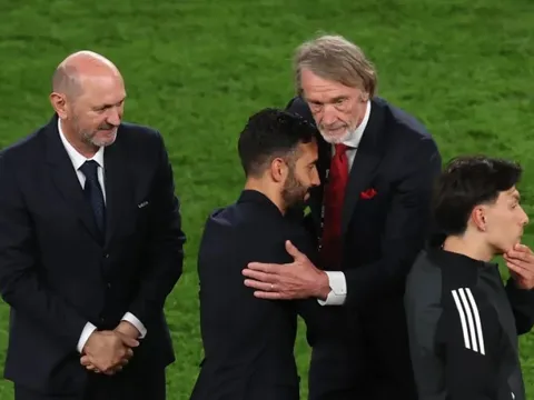 HLV Amorim sẵn sàng rời Man Utd mà không cần bồi thường