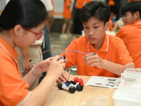 Samsung Solve for Tomorrow 2025 sẽ tiếp cận khoảng 50.000 học sinh khu vực miền Trung