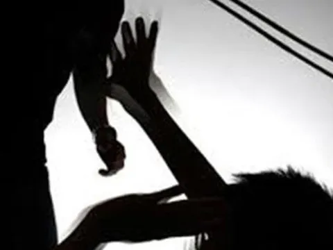 Ghen tuông, huấn luyện viên thể thao đánh vợ tử vong