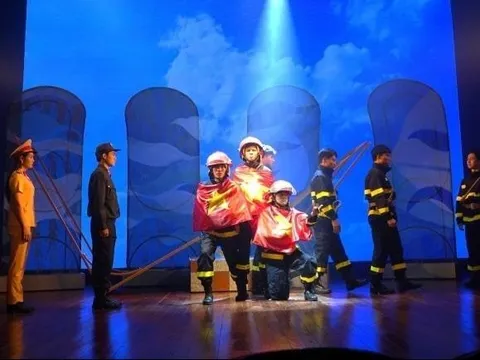 Công an Hà Nội tổ chức công diễn vở kịch “Ngược chiều bình an”