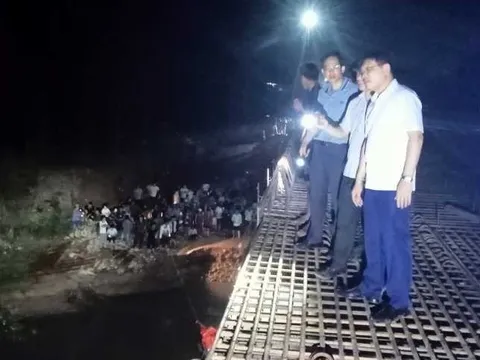 Vụ 7 học sinh bị lũ cuốn trôi: Còn 2 cháu vẫn mất tích