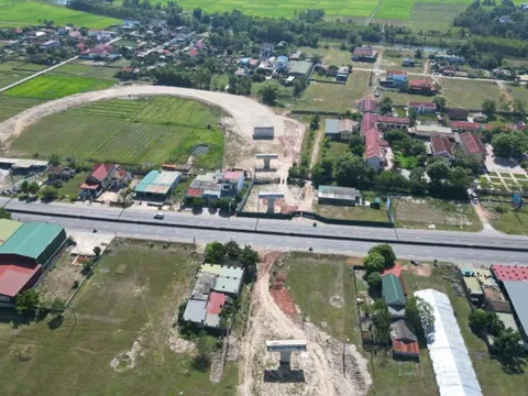Vì sao dự án xây dựng, cải tạo Quốc lộ 12A chỉ giải ngân được 0,24%?