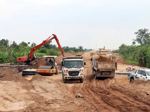 Bộ Xây dựng: Đề nghị các địa phương xử lý dứt điểm vướng mắc mặt bằng kéo dài