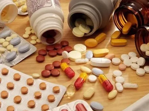 Ranh giới nhân văn và tội ác