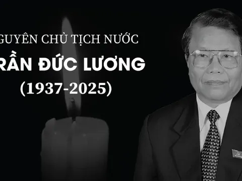 Treo cờ rủ, không tổ chức hoạt động vui chơi, giải trí công cộng trong 2 ngày Quốc tang