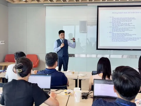 Công nghệ mở đường cho minh bạch tài chính