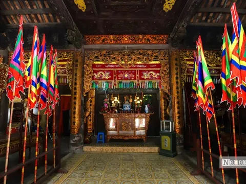 Vẻ đẹp độc đáo của ngôi đình ven bờ sông Đuống