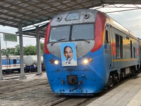 Tàu liên vận quốc tế Việt - Trung hoạt động trở lại sau 5 năm tạm ngừng