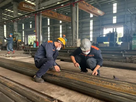 Dồn lực thi công đường dây 500kV Lào Cai - Vĩnh Yên: Vượt mưa lũ, bám sát tiến độ
