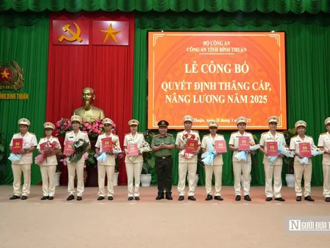 Hơn 690 cán bộ, chiến sĩ Công an Bình Thuận được thăng cấp bậc hàm và nâng bậc lương