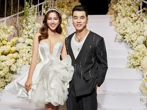 "Chú rể" Ưng Hoàng Phúc và "cô dâu" Kim Cương sánh đôi thu hút mọi ánh nhìn