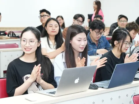 Trang bị toàn diện cho sinh viên trước ngưỡng cửa nghề nghiệp