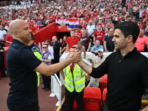 Arsenal và Liverpool "đại chiến" giành cựu tiền đạo Man City