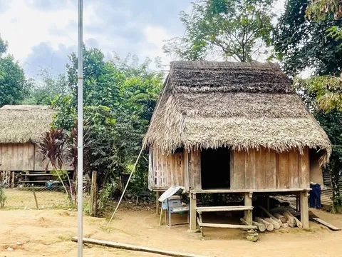 Quảng Bình quyết tâm về đích xóa nhà tạm, nhà dột nát trước 2/9