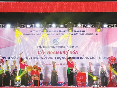 Cùng phụ nữ dân tộc thiểu số thay đổi “nếp nghĩ, cách làm”