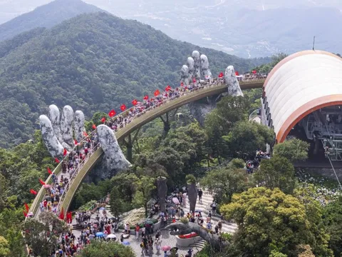 Miền Trung: Nhiều sự kiện văn hóa, du lịch hút khách mùa hè