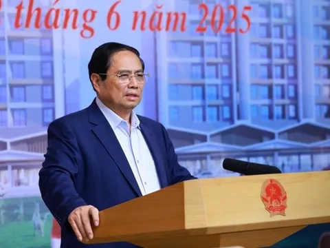 Thủ tướng: Nhà ở xã hội không phải nơi "khỉ ho cò gáy"