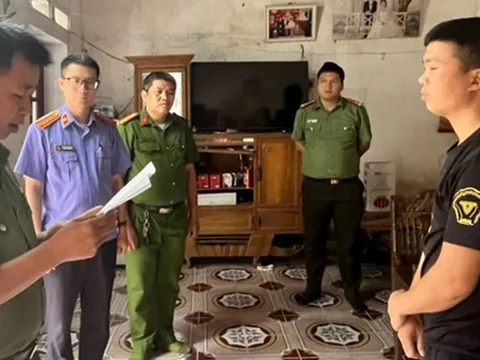 Khởi tố 8 đối tượng chế tạo, mua bán trái phép vũ khí quân dụng