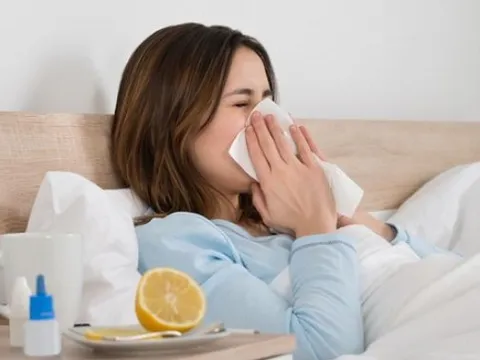 Bộ Y tế tháo gỡ quy định cách ly bắt buộc với ca cúm mùa