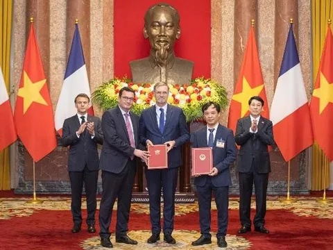 Thúc đẩy hợp tác Việt Nam - Pháp trong lĩnh vực công nghệ vũ trụ và hàng không