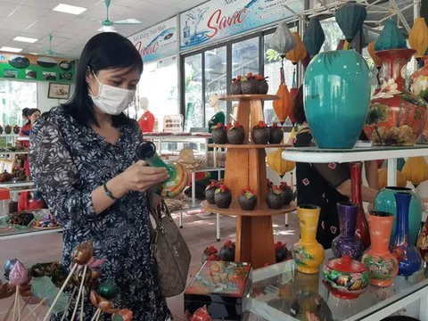 Đánh thức làng nghề truyền thống bằng du lịch và sản phẩm OCOP