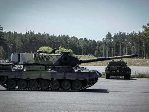 Quốc gia nổi tiếng trung lập “nói lời dứt khoát” về viện trợ xe tăng cho Ukraine