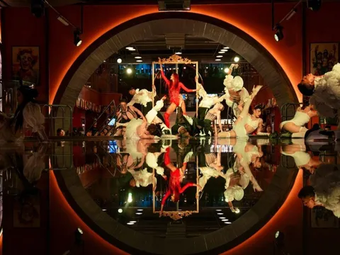Đạo diễn vũ đạo của MV Bắc Bling dàn dựng show diễn “siêu hot” tại Ba Na Hills