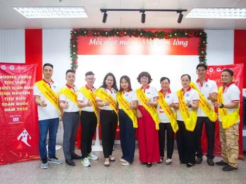 Tôn vinh 100 người hiến máu tiêu biểu toàn quốc năm 2025: Lan tỏa những trái tim nhân ái