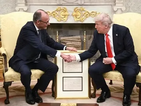 Ông Trump nói sẽ cứng rắn với cả Nga và Ukraine nếu cần