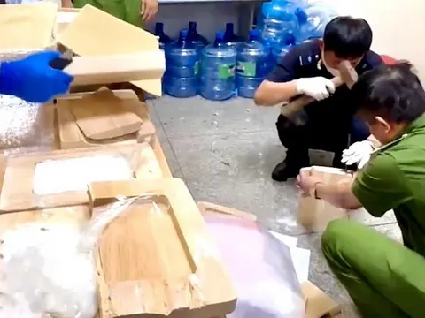Cục Hải quan liên tiếp triệt phá thành công nhiều vụ buôn lậu, vận chuyển trái phép ma túy và thuốc lá quy mô lớn
