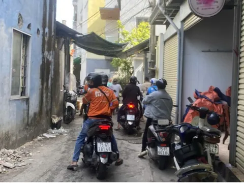 Nghi án con rể dùng dao truy sát cả nhà vợ, 3 người trọng thương
