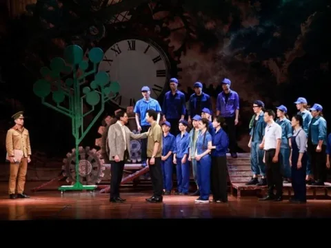 Nhà hát Kịch Hà Nội công diễn “Tôi và chúng ta” đậm chất thời đại 4.0