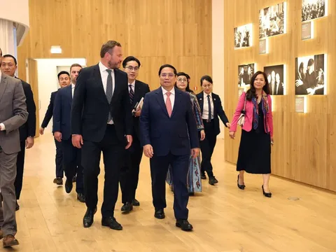 Thủ tướng thăm di sản của nhà soạn nhạc Estonia nổi tiếng thế giới