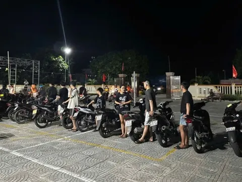 Hơn 100 thanh thiếu niên một xã bị xử phạt vi phạm trật tự an toàn giao thông