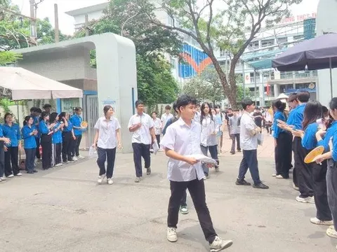 226 thí sinh vắng mặt trong buổi thi lớp 10 chuyên đầu tiên