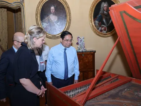 Thủ tướng: Văn hóa là sợi dây đầy âm thanh và sắc màu cho tình hữu nghị Việt Nam-Pháp