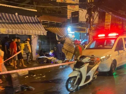 Sau tiếng hô “cướp”, người dân phát hiện 2 người tử vong trên vỉa hè