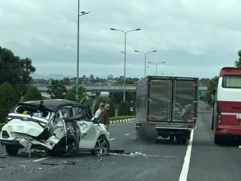 Tai nạn trên cao tốc Liên Khương - Prenn, cả gia đình gặp nạn