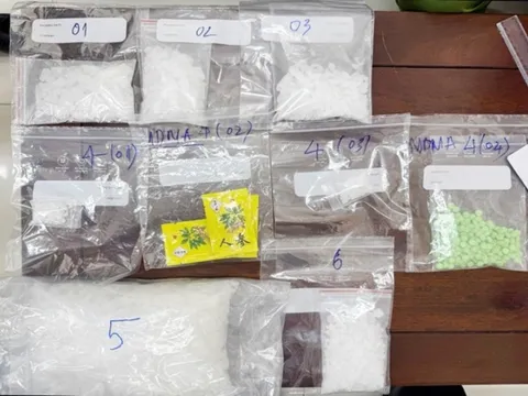 Hải quan Cửa khẩu Quốc tế Mộc Bài phát hiện, bắt giữ đối tượng vận chuyển gần 2kg ma túy