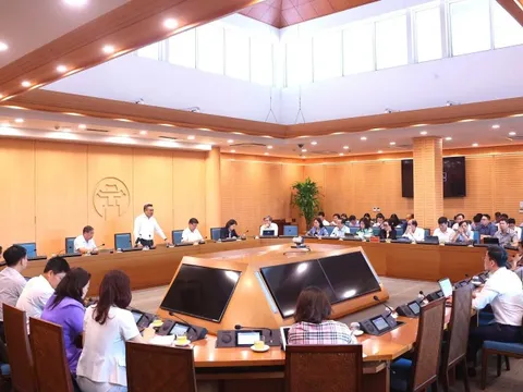 Ưu tiên giải quyết thủ tục hành chính cho người dân khi xã, phường đi vào hoạt động